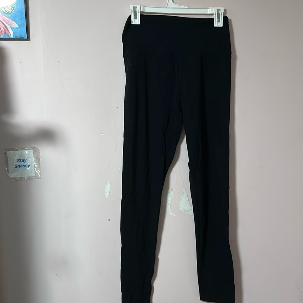 offline by arie black leggings